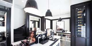 BOBBI BROWN STORE